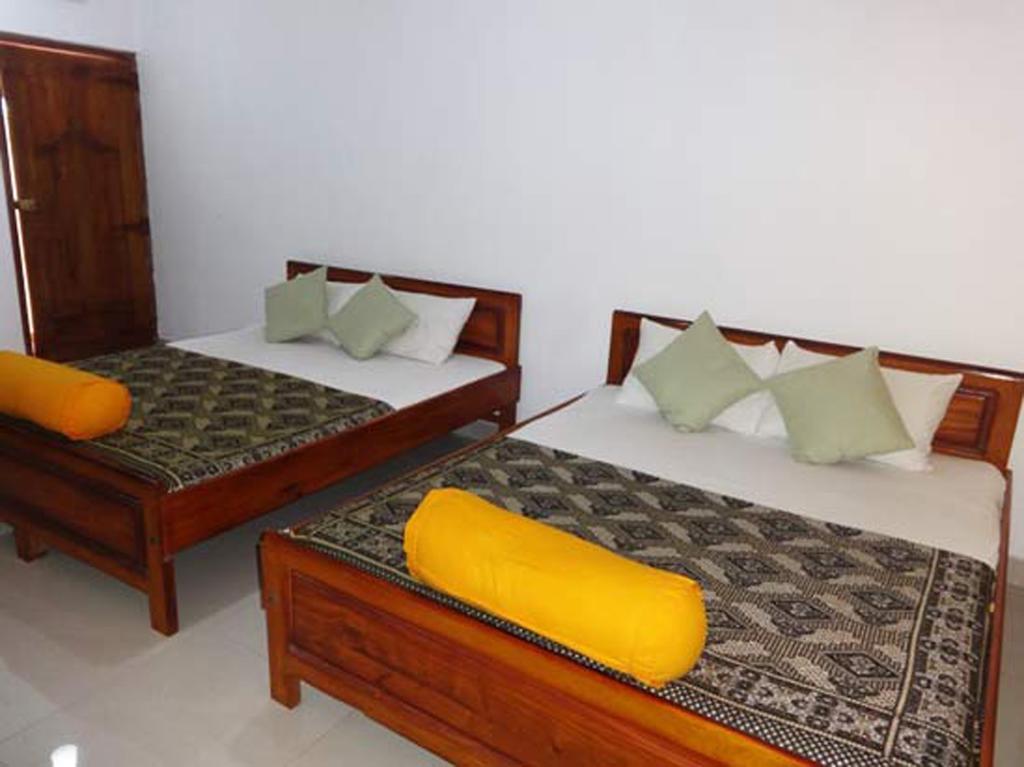 Dutch Bay Beach Cottages Trincomalee Bilik gambar