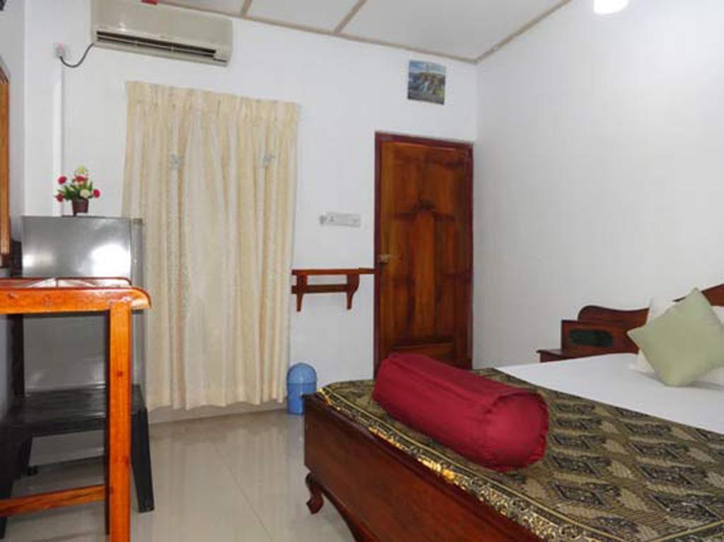 Dutch Bay Beach Cottages Trincomalee Bilik gambar
